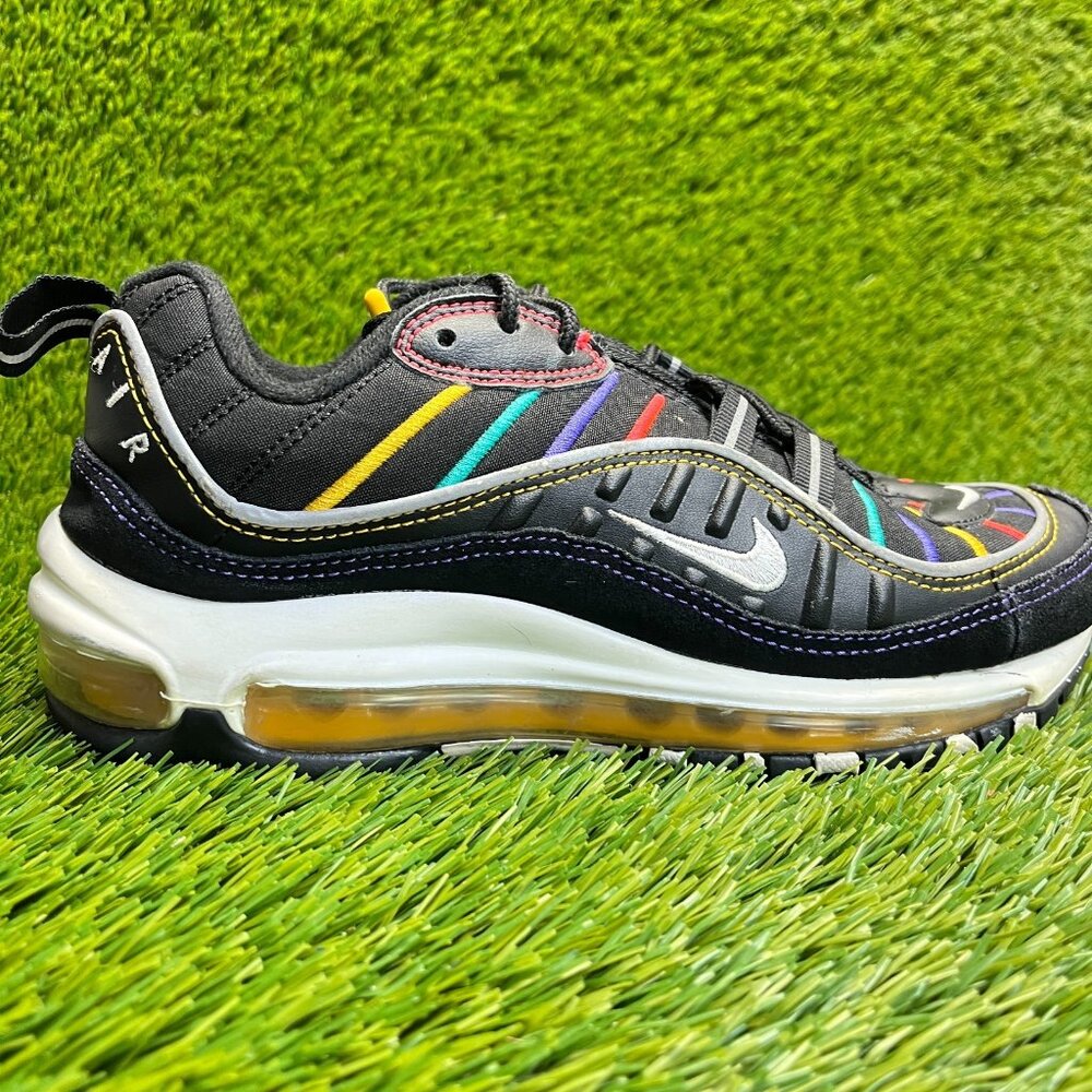 Nike Air Max 98 Boys Size 5.5Y Black White Gum Athletic Running Shoes Sneakers